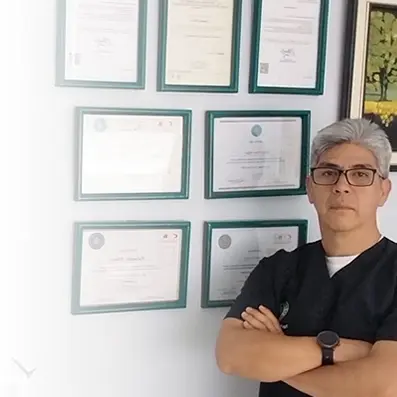 Eduardo Flores especialista en Medicina Funcional en Quito